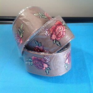 NEW Dream Control Vegan Faux Leather Embroidered Flowers Guitar Purse Strap